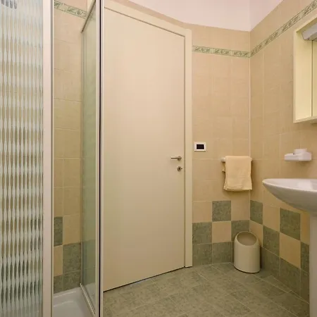 Ideal And Equipped Flat Near The Centre *